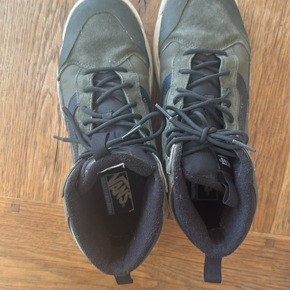 VANS ULTRA RANGE OUTDOOR HI TOPS - Picture 4 of 7